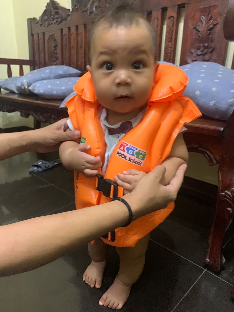 Baby neck hot sale life jacket