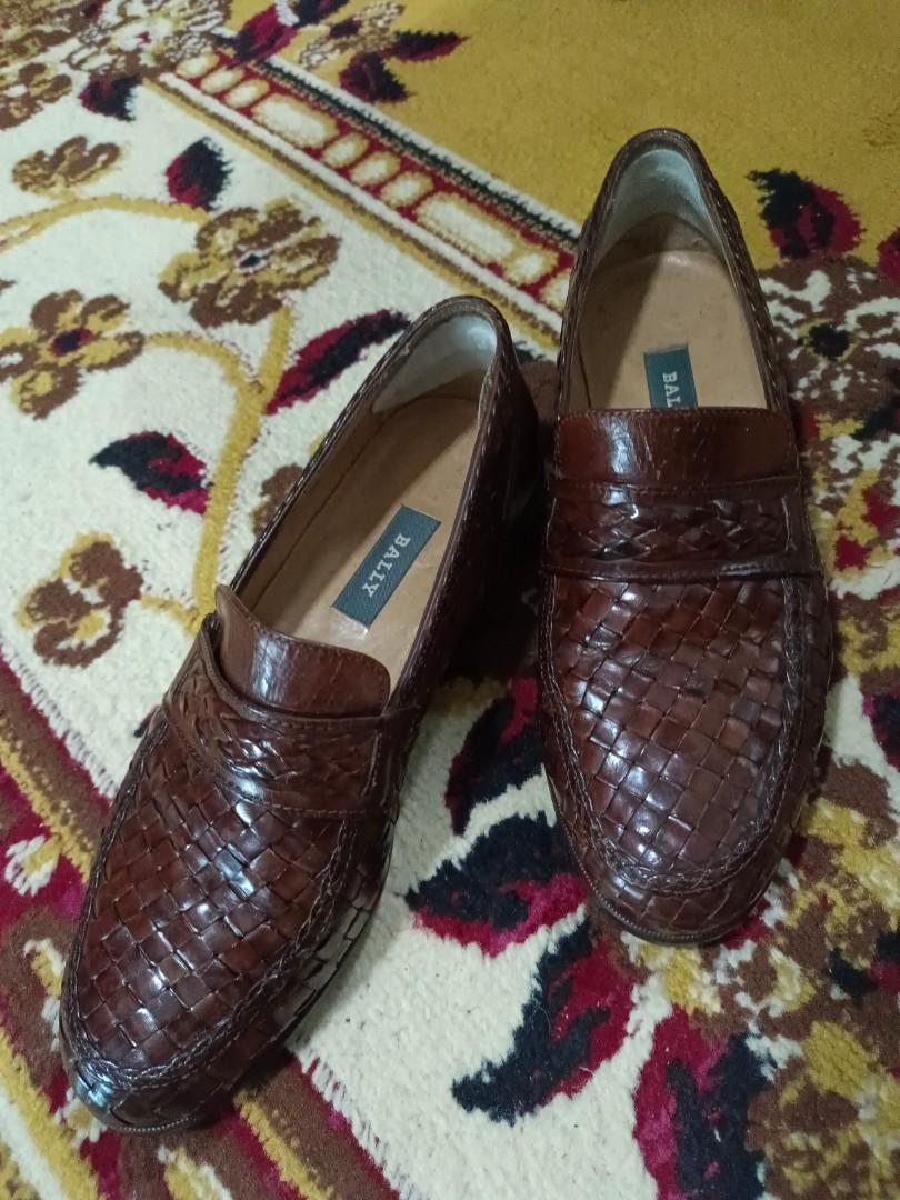 Bally shoes sale italy