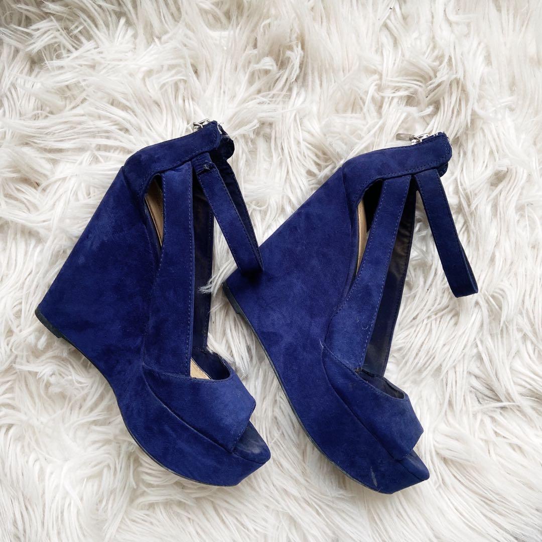 Navy blue suede wedges 2025
