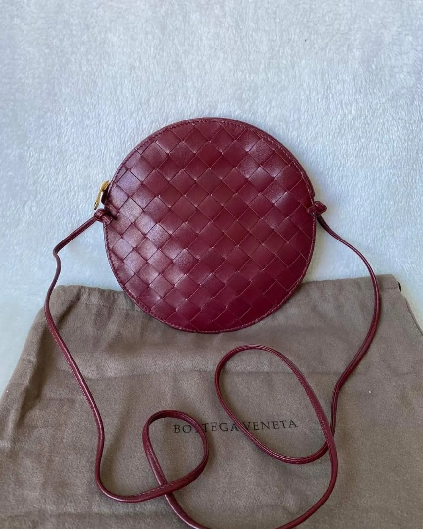 Bottega veneta round bag online