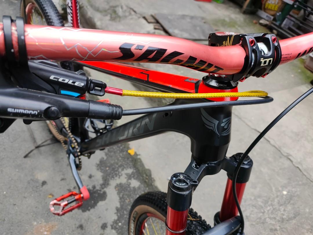 BUILD BIKE SATURN ATLAS 2.0 27.5ER (Category: Bicycles) located in Pasig City. Submitted by ricoen (Listing ID 1176418708, Image 2). Description: SATURN ATLAS 2.0 BUILD BIKE 1X10 SPEED SATURN ATLAS 2.0 LIGHT ALLUMINUM ALLOY FRAME MEDIUM SMOOTH WELD INTERNAL CABLE ROUTING TAPPERED CARBON HUBS AEROIC 6PAWLS TUNOG RICH KID SATURN CALYPSO AIRFORK GOOD PLAY SAGMIT HANDLEBAR ION 3D FORGE SHORT STEM SATURN DIONE SEATPOST 31.6MM WEAPON SADDLE SHIMANO MT2