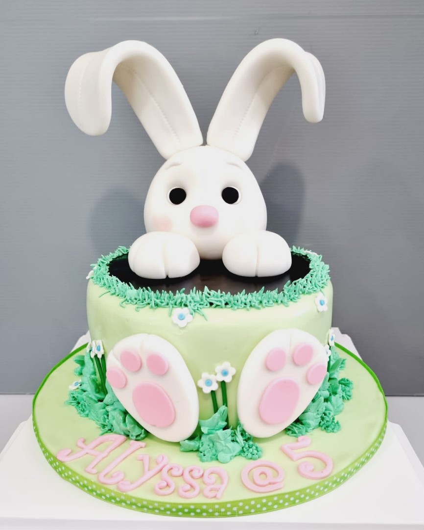 Bunny Cake, Food & Drinks, Homemade Bakes on Carousell