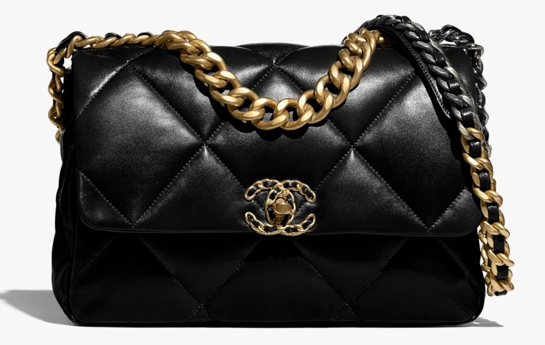 Fast deal! Chanel 19 Flap Black Lambskin 3 tone hardware *free bag