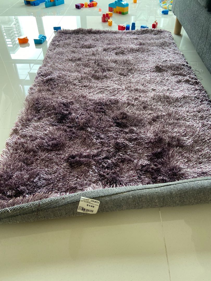 Courts Carpet, Furniture & Home Living, Home Decor, Carpets, Mats