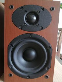 Denon SC-M40 speaker