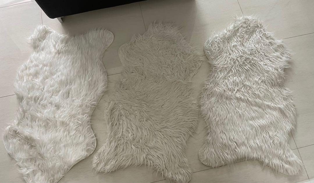 Fur mat, Furniture & Home Living, Home Decor, Carpets, Mats & Flooring