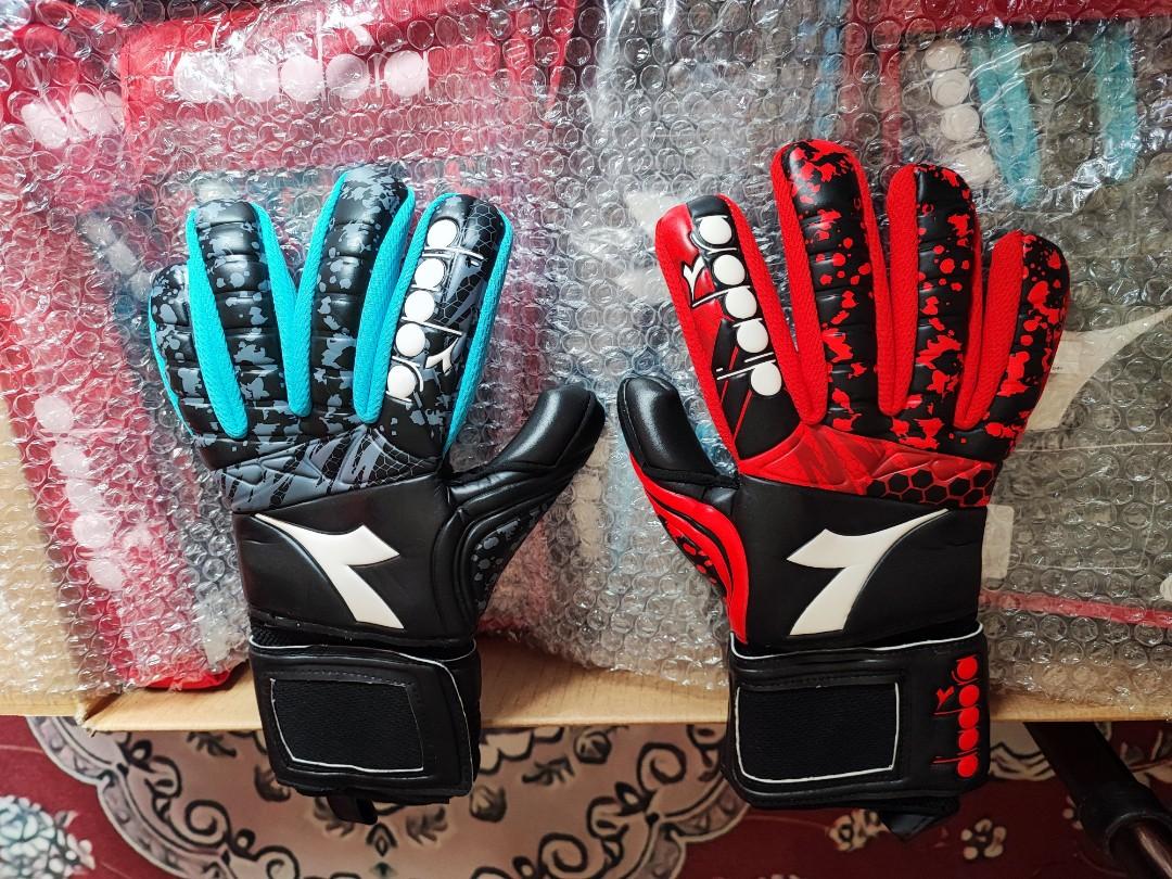 Diadora goalkeeper sales gloves
