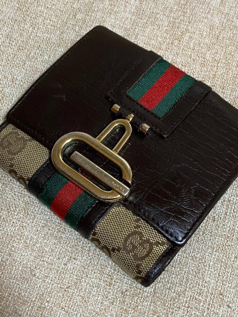 Gucci discount wallet clearance