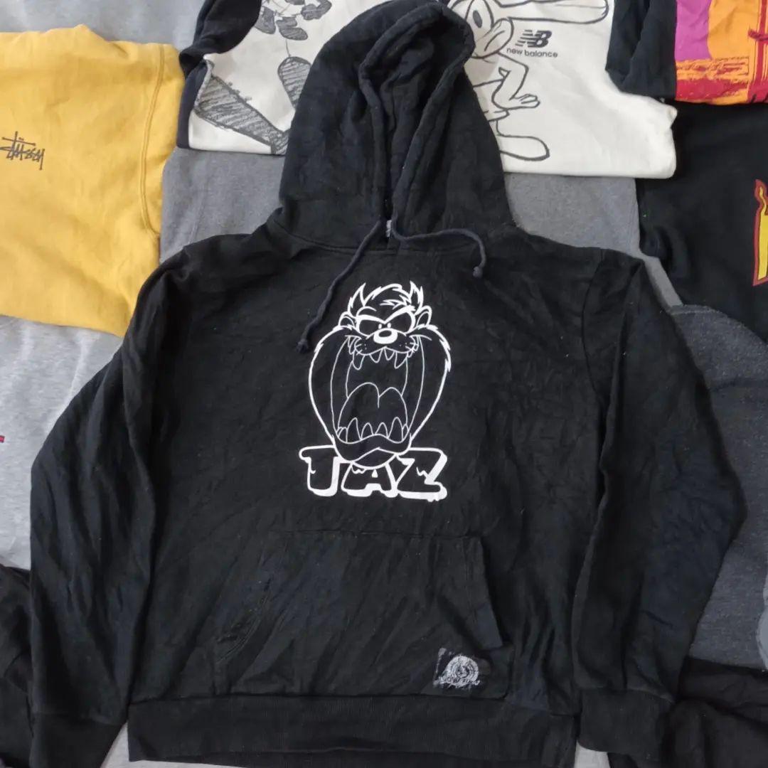 Hoodie taz mania original thrift second tazmania looney tunes, Fesyen