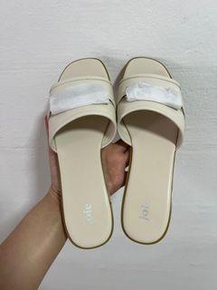 Joie sandals in snow white