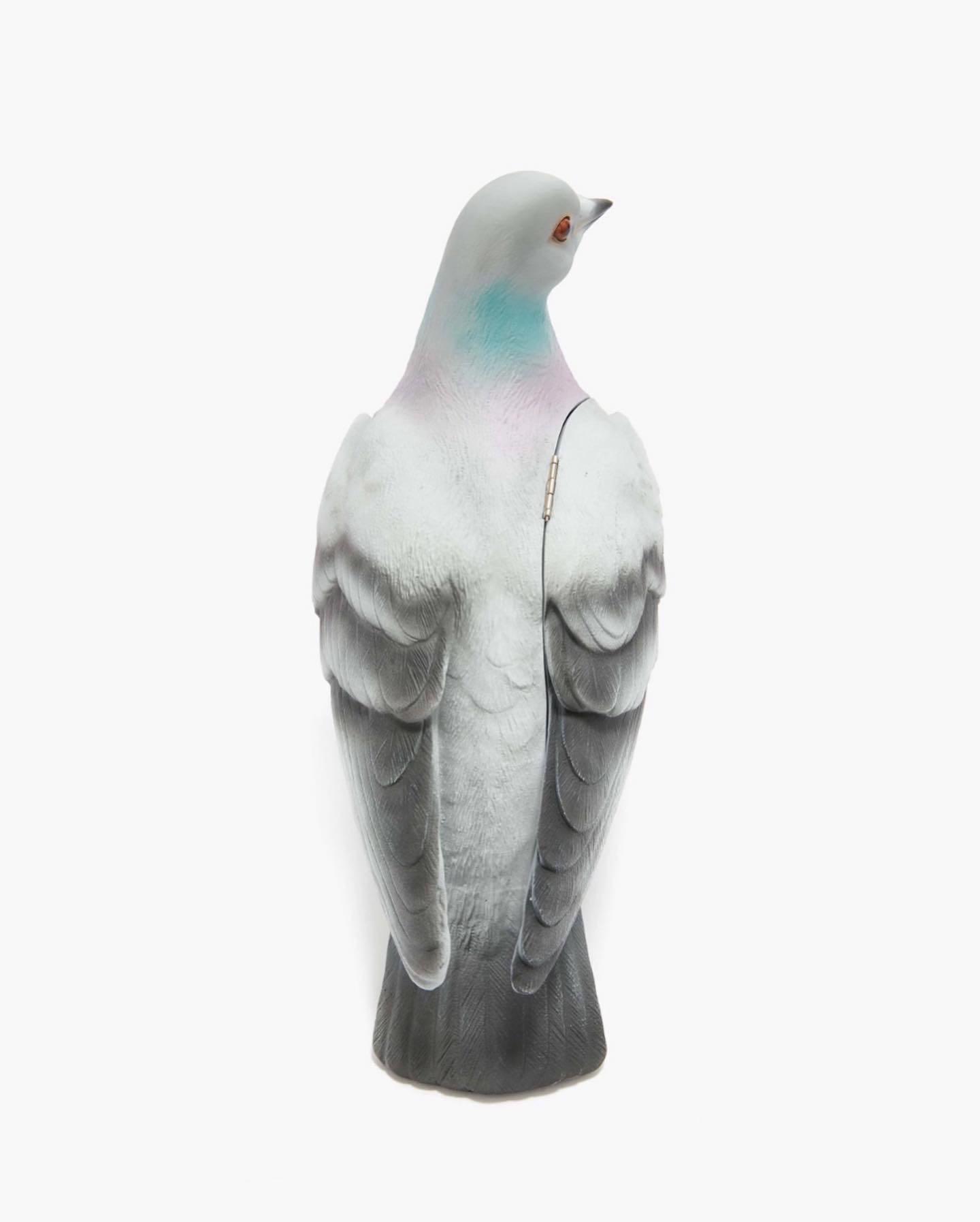 Jw Anderson Fw22 Pigeon Clutch Bag 名牌精品 精品包包on Carousell