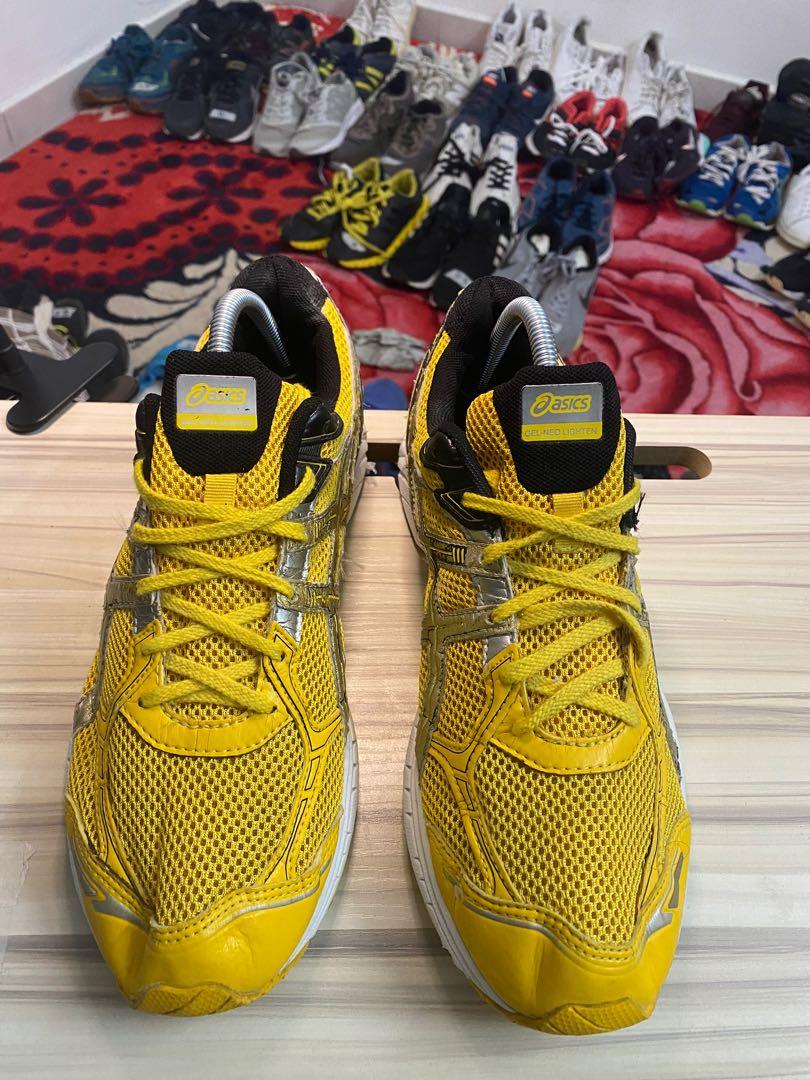kasut asics running shoes saiz 9uk 10us Men s Fashion Footwear