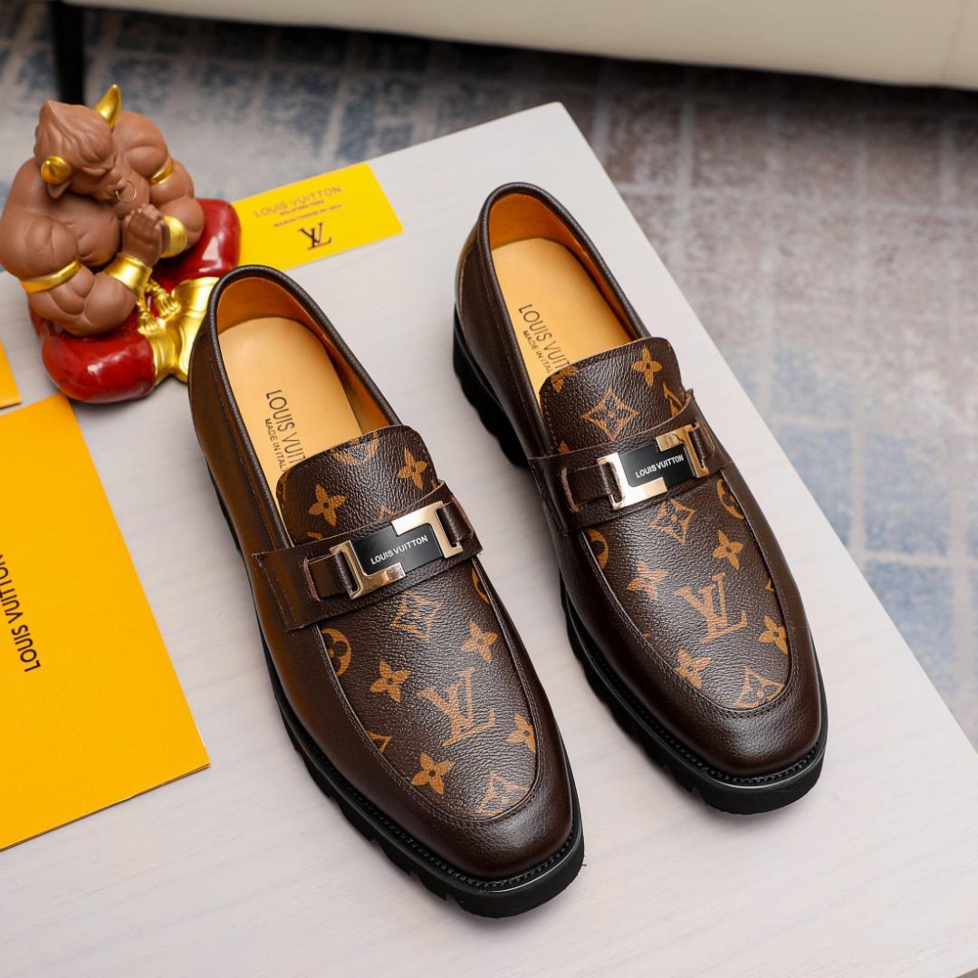 Louis Vuitton classic men's casual business leather shoes