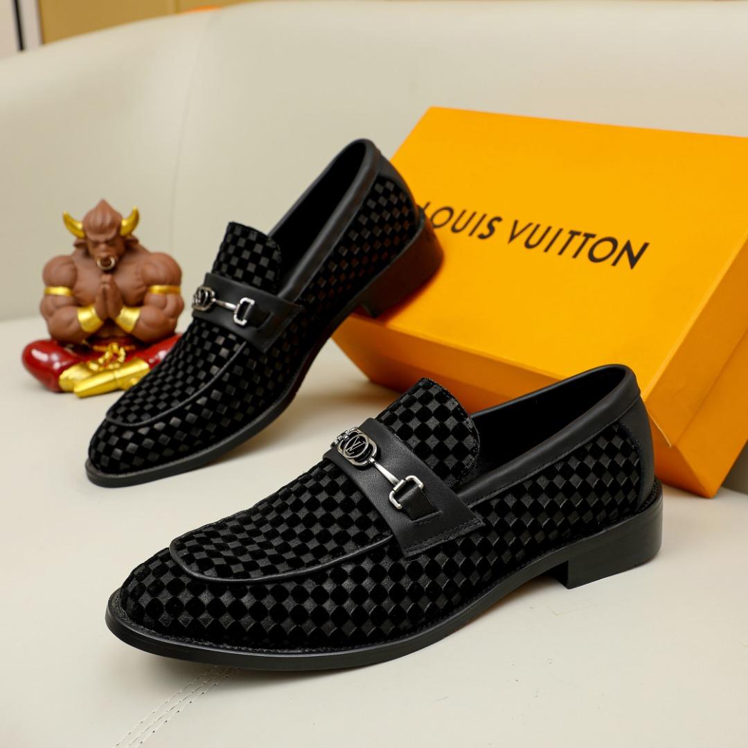 Sepatu pria LV Louis Vuitton Men's Casual Business Leather Shoes - Fashion  Pria - 907014789
