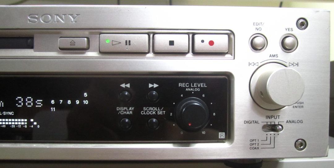 MD機SONY MDS J3000 頂級中型MD機，錄播正常不斷碼, 音響器材, 音樂