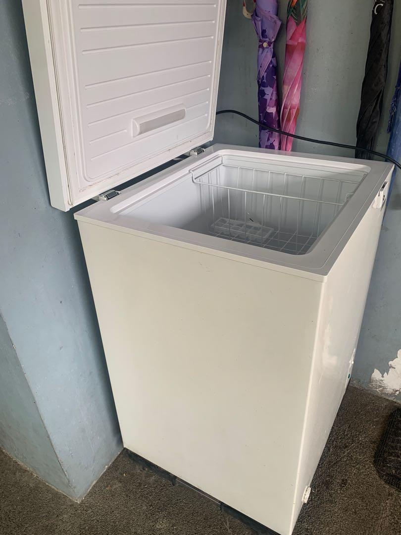 Midea 5 Cu.Ft. Chest Freezer, TV & Home Appliances, Kitchen Appliances