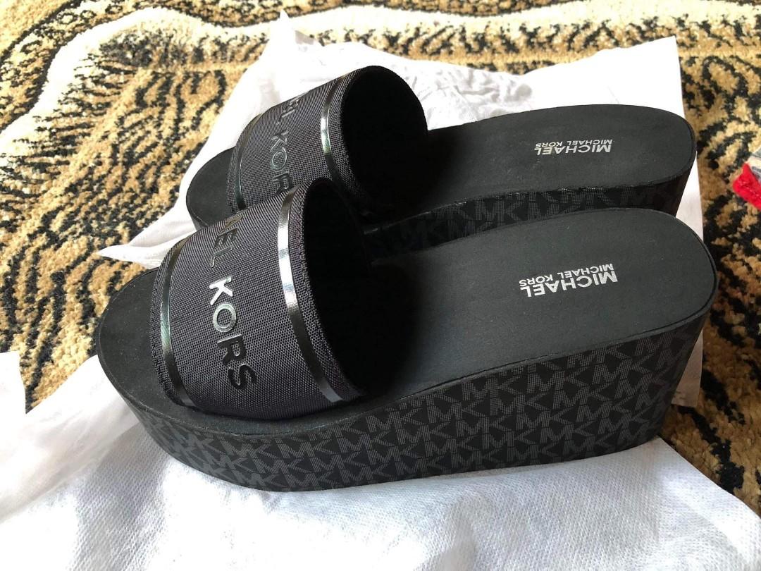 Mk wedge hotsell
