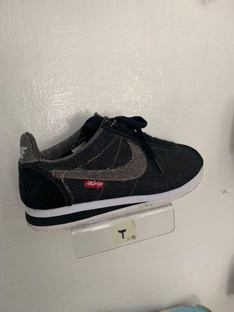 NIKE X LEVIS SHOES (EURO ), Men's Fashion, Footwear, Sneakers on  Carousell
