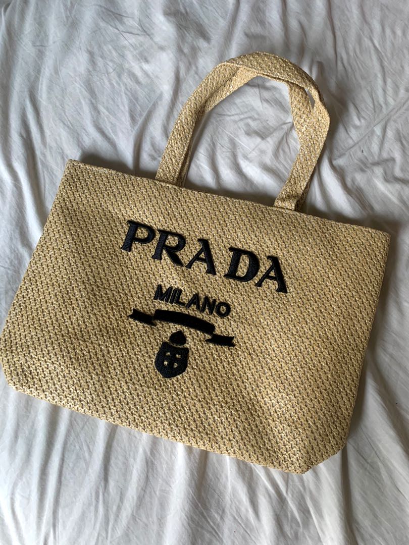 PRADA Gift Beach Tote Bag, Women's Fashion, Bags & Wallets, Tote Bags on  Carousell