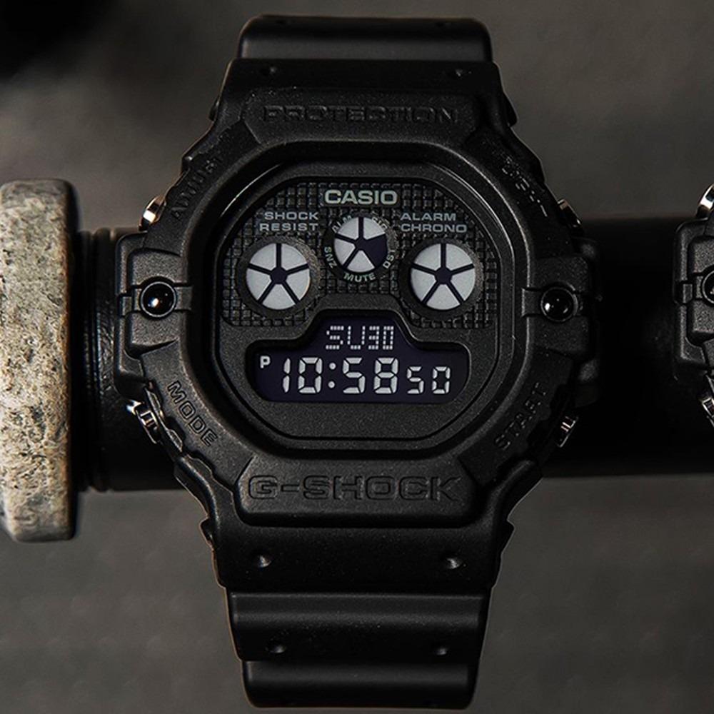 Casio dw5900bb sales