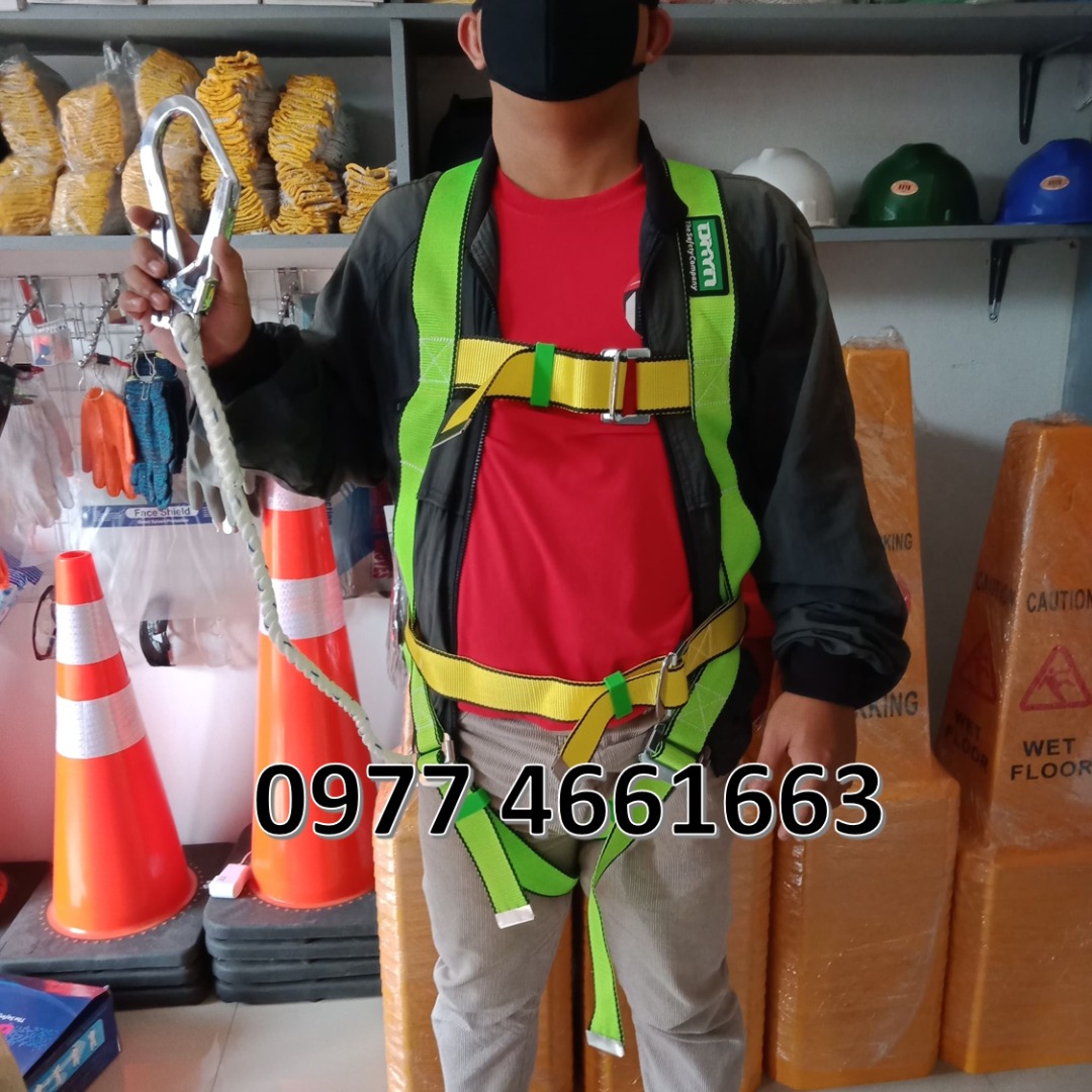 Safety harness single hook 12, Commercial & Industrial, Industrial