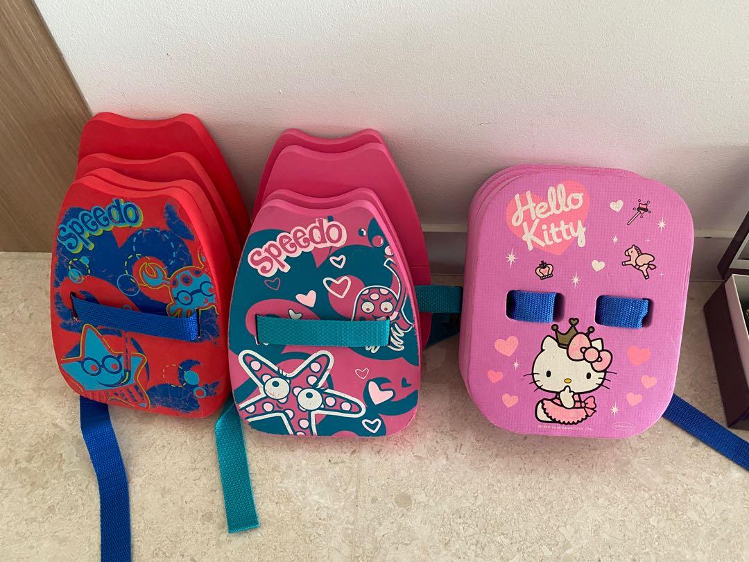 Speedo Float / bag float (Category: Travel Essentials & Accessories) located in Singapore. Submitted by geraldine33 (Listing ID 1176256762, Image 1). Description: Speedo authentic float Ideal for learning swimming This is the safest floating device for beginner swimmers. $10 each .