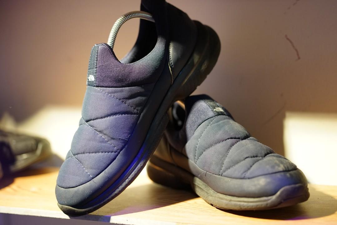 The north face slip on .sz 42