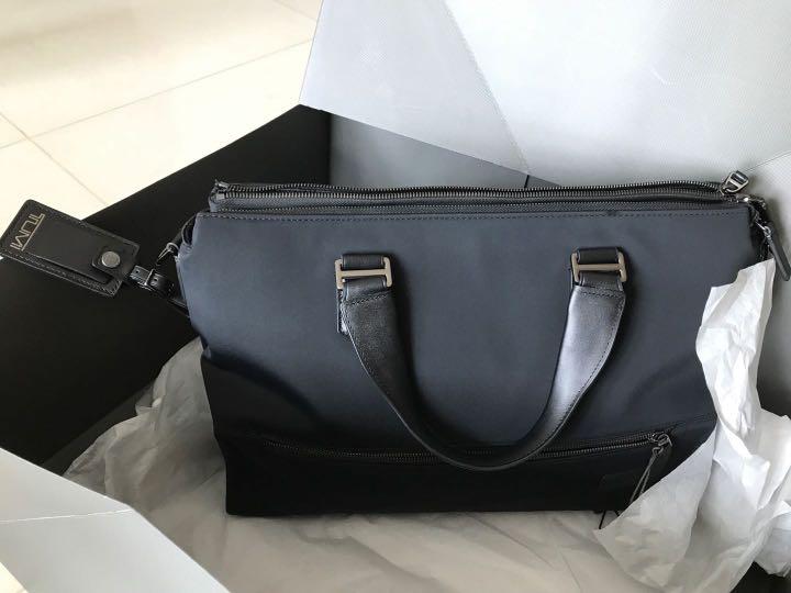 Danner clearance brief tote