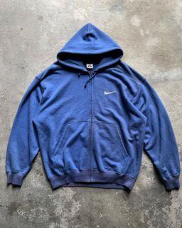 VINTAGE NIKE HOODIE