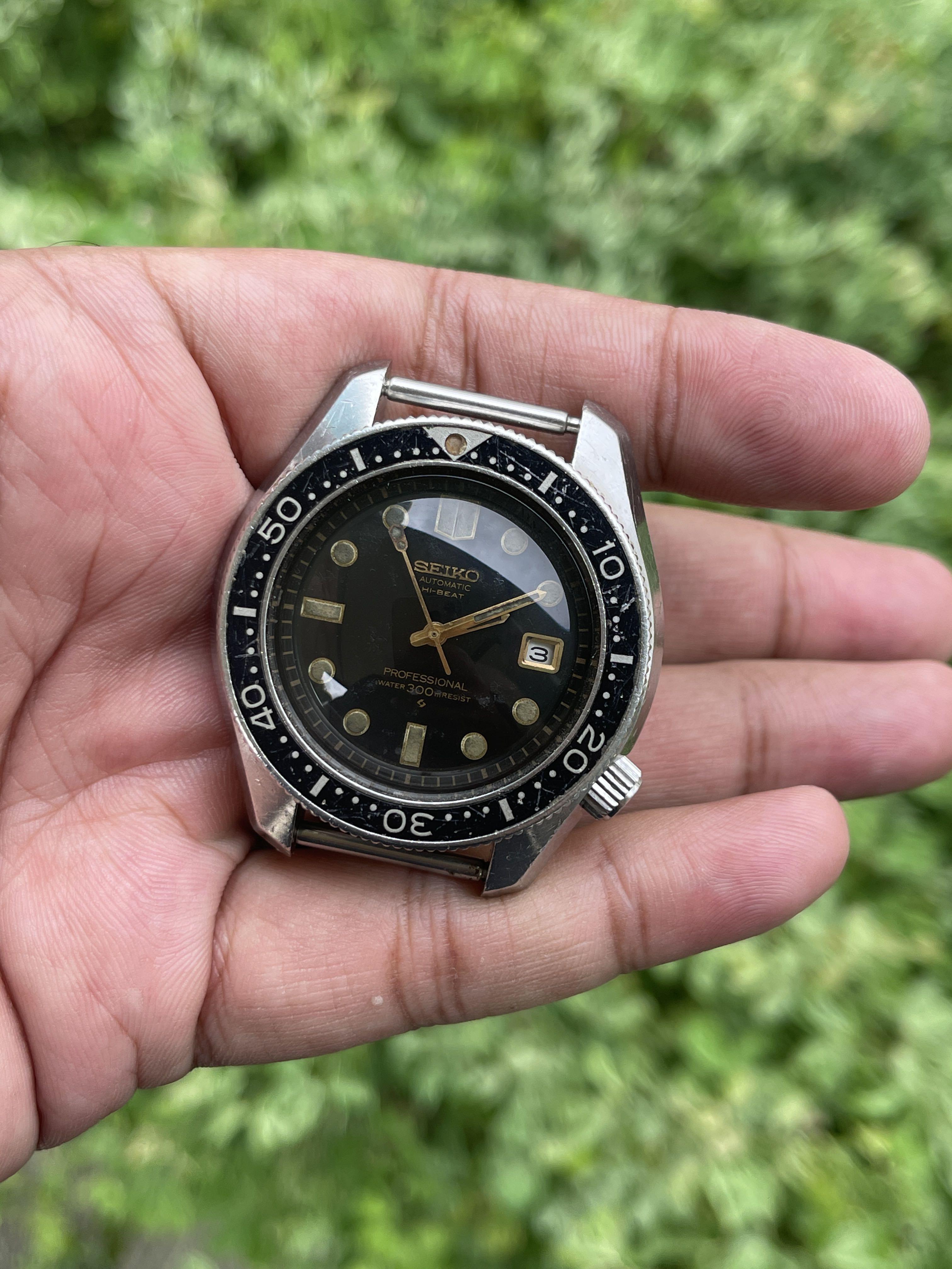 Vintage Rare Seiko 300m hi beat Ref 6159-7000 limited production japan 1st  diver, Luxury, Watches on Carousell