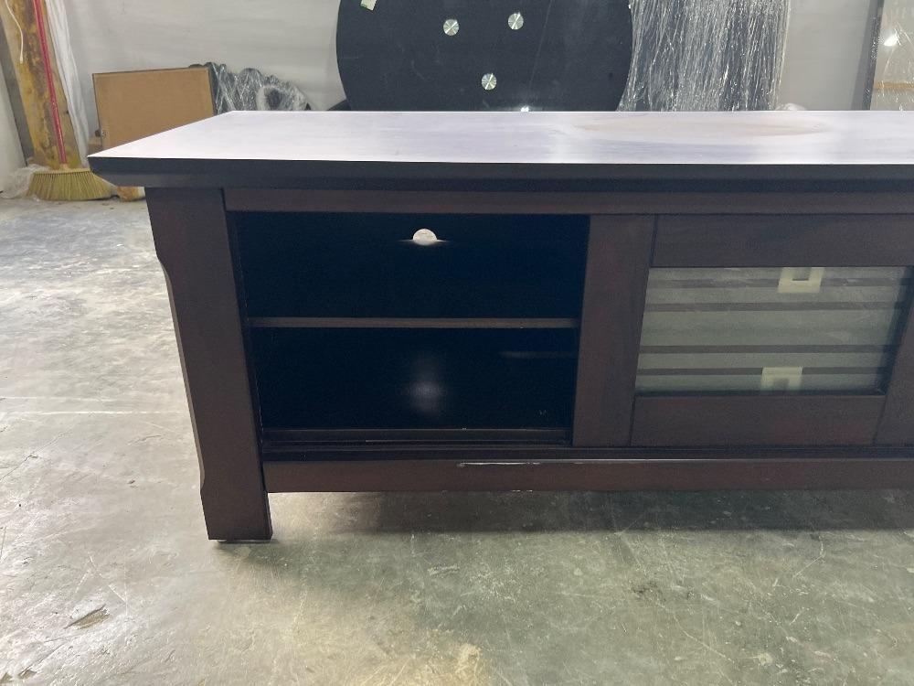 Wooden TV Dark Brown Colour / TV Kayu Warna Coklat