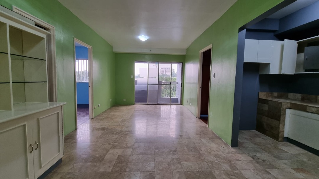 For Sale 2 Bedroom unit w/ Parking Brgy.Greenhills San Juan City