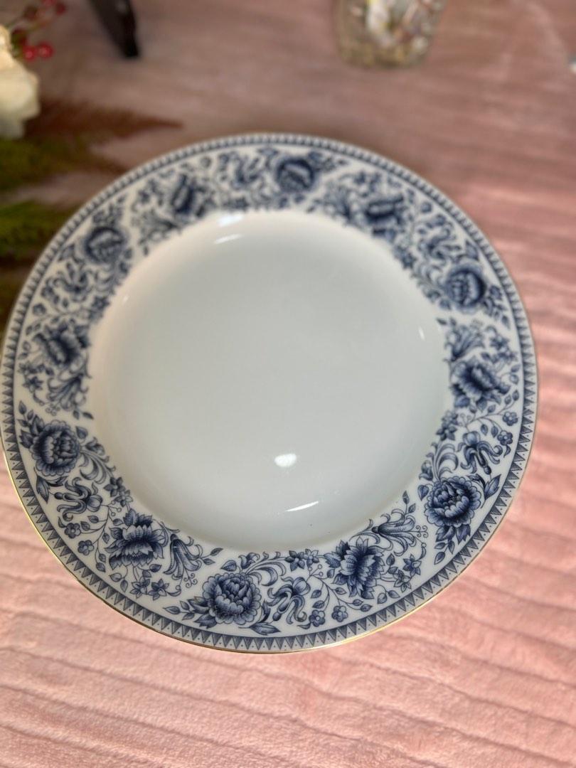 4 Luncheon or Dinner Plates HOYA by Meito REFINE Made in JAPAN