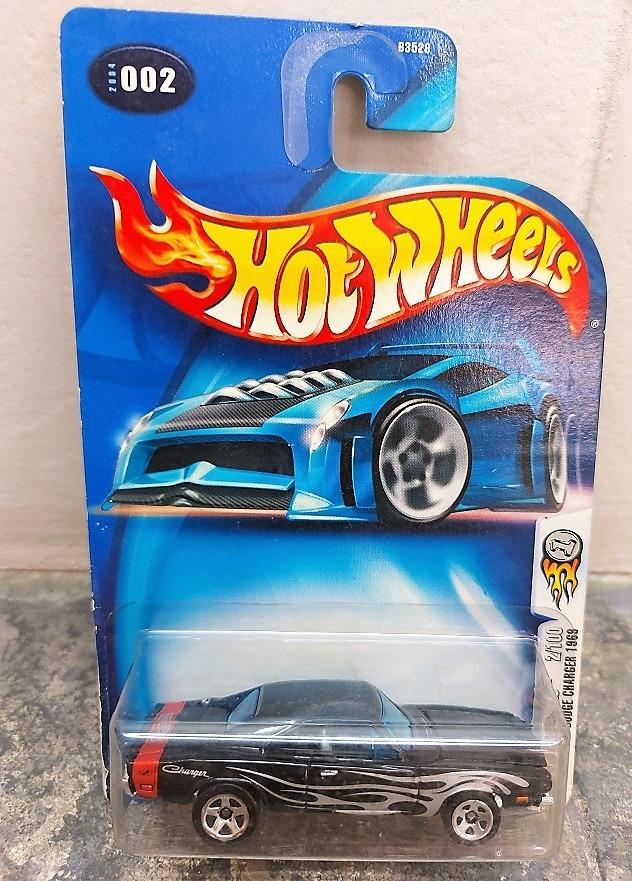 1969 Dodge Charger 2004 First Editions 2/100 Hot Wheels Diecast Car No 002 