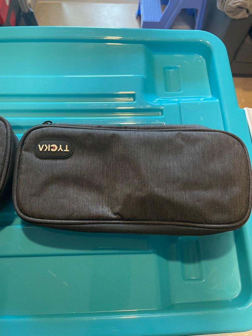 Accessories tech pouch / organizer, Men's Fashion, Bags, Belt bags