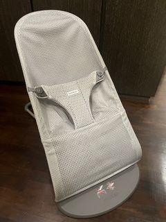 Babybjorn bouncer