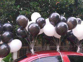 Black and White Hydro Flying Balloons @ P20 each / Helium Quality Balloons @ P150 each Quezon City area