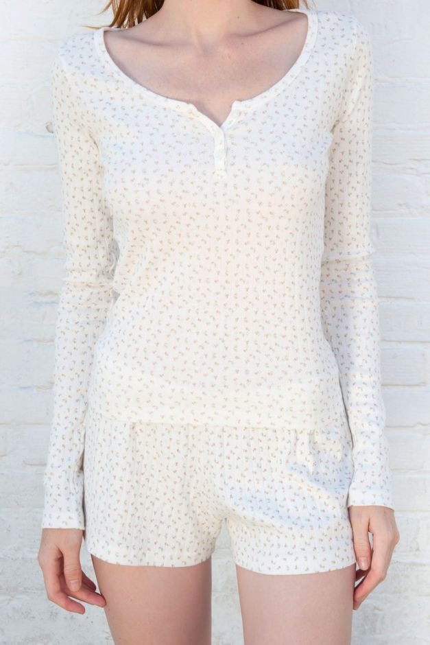 brandy melville zelly floral eyelet top coquette, Women's Fashion, Tops