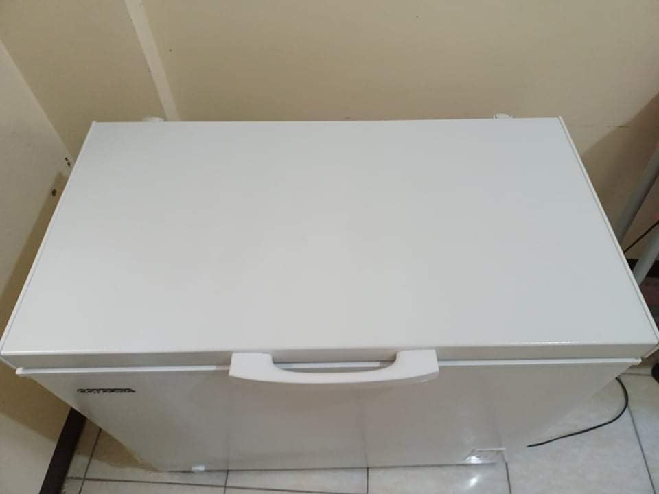 RUSH SALE Condura Solid Top Chest Freezer/Chiller (Dual Function), TV
