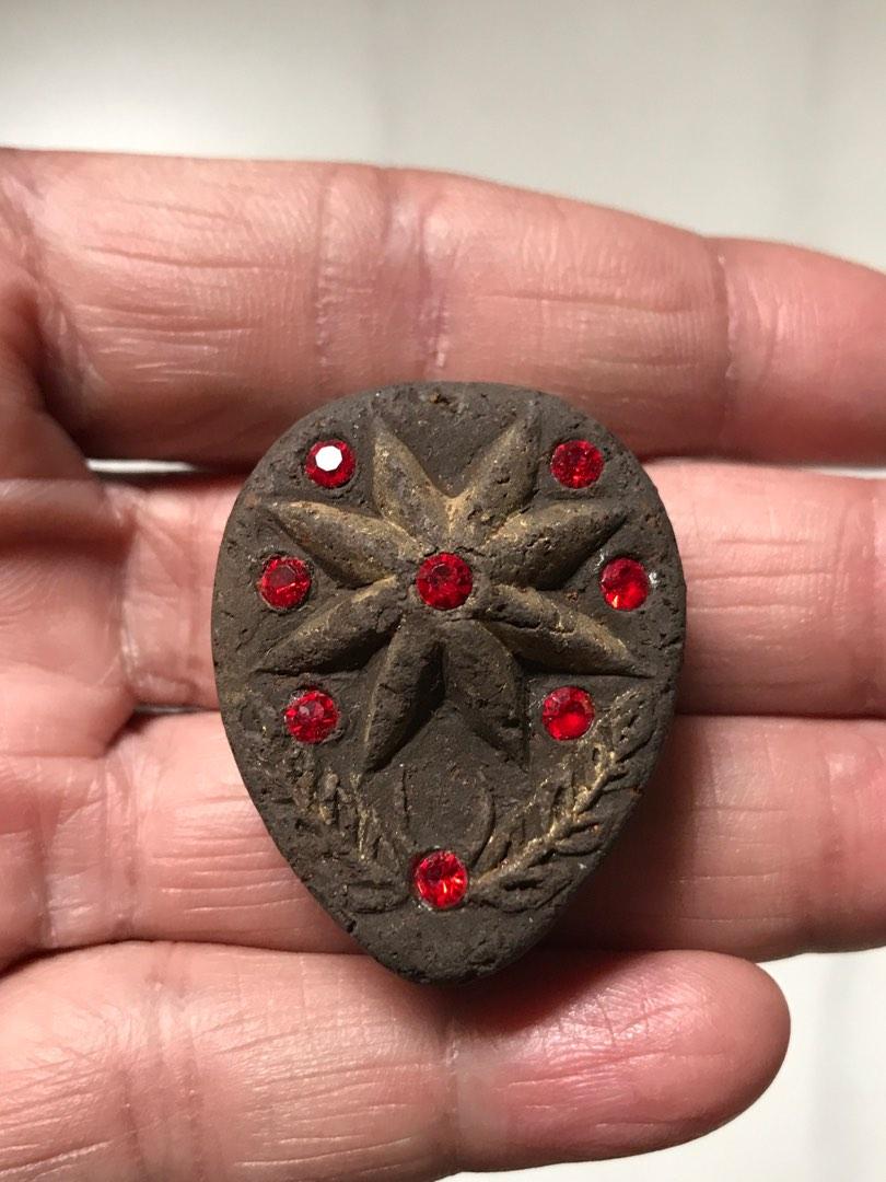 Dao Amulet, Hobbies & Toys, Memorabilia & Collectibles, Religious Items ...