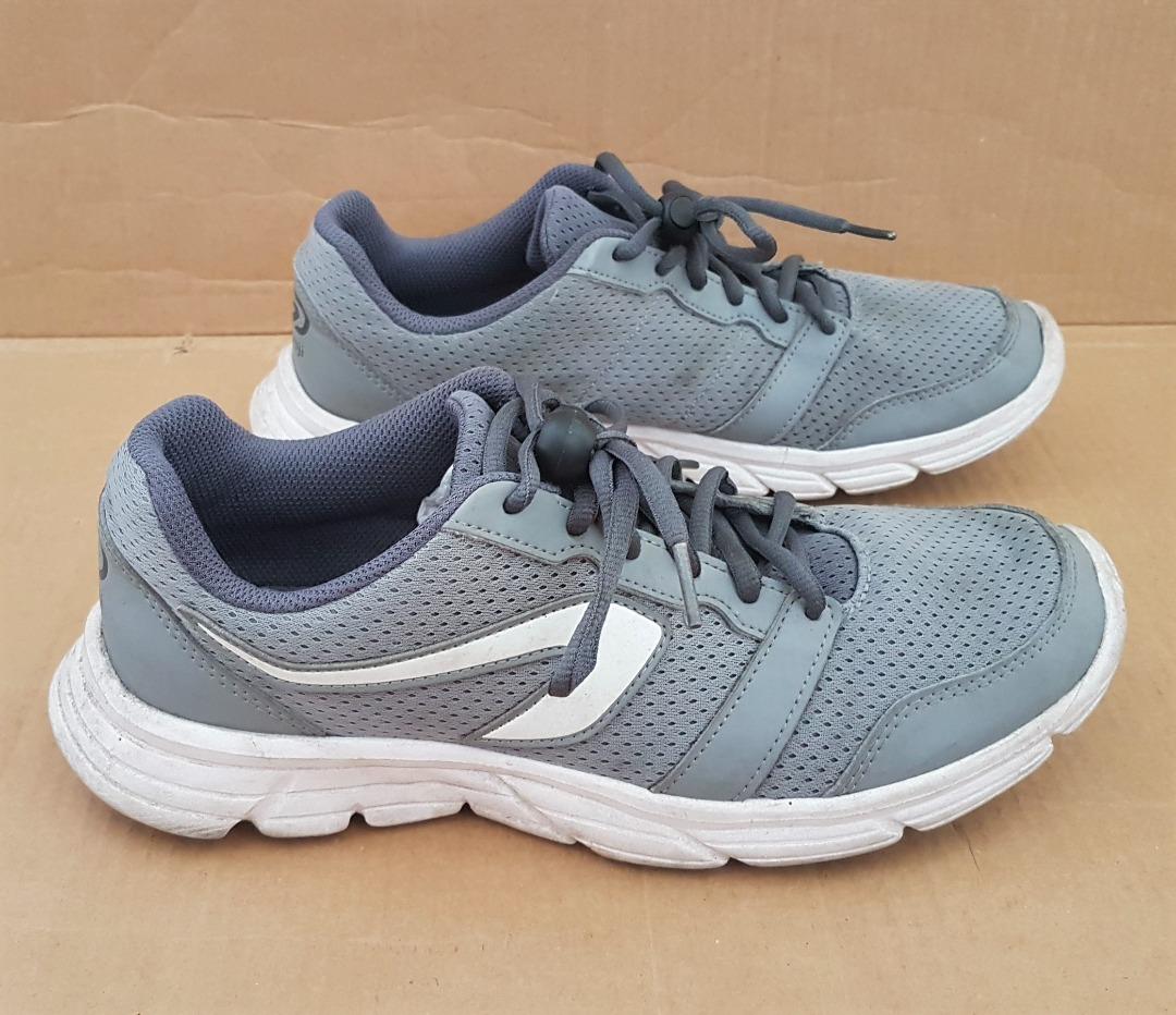 Decathlon Kalenji Running Shoes Run 100 Grey, Men's Fashion, Footwear,  Sneakers on Carousell