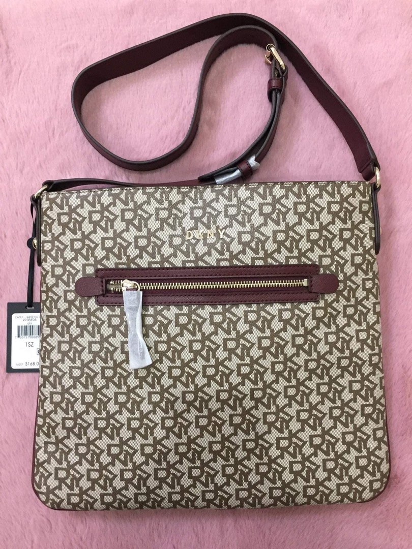 DKNY CASEY LARGE FILE CROSSBODY BAG, Women's Fashion, Bags & Wallets