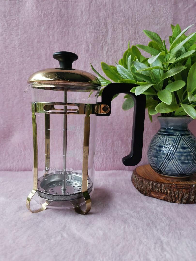 Gold Coffee Press (Category: Coffee & Tea Tableware) located in Talisay. Submitted by enavnai13 (Listing ID 1181828594, Image 1). Description: Gold Coffee Press 1 pc available Tarnished Please swipe to see item measurements 300 + SF #CVTavailable #japansurplusph #stonewareph #stoneware #ceramics #mugs #cups #plates #japanstoneware #japanstoneware #japanceramic #japansurplus #coffeelovers #coffeelover.