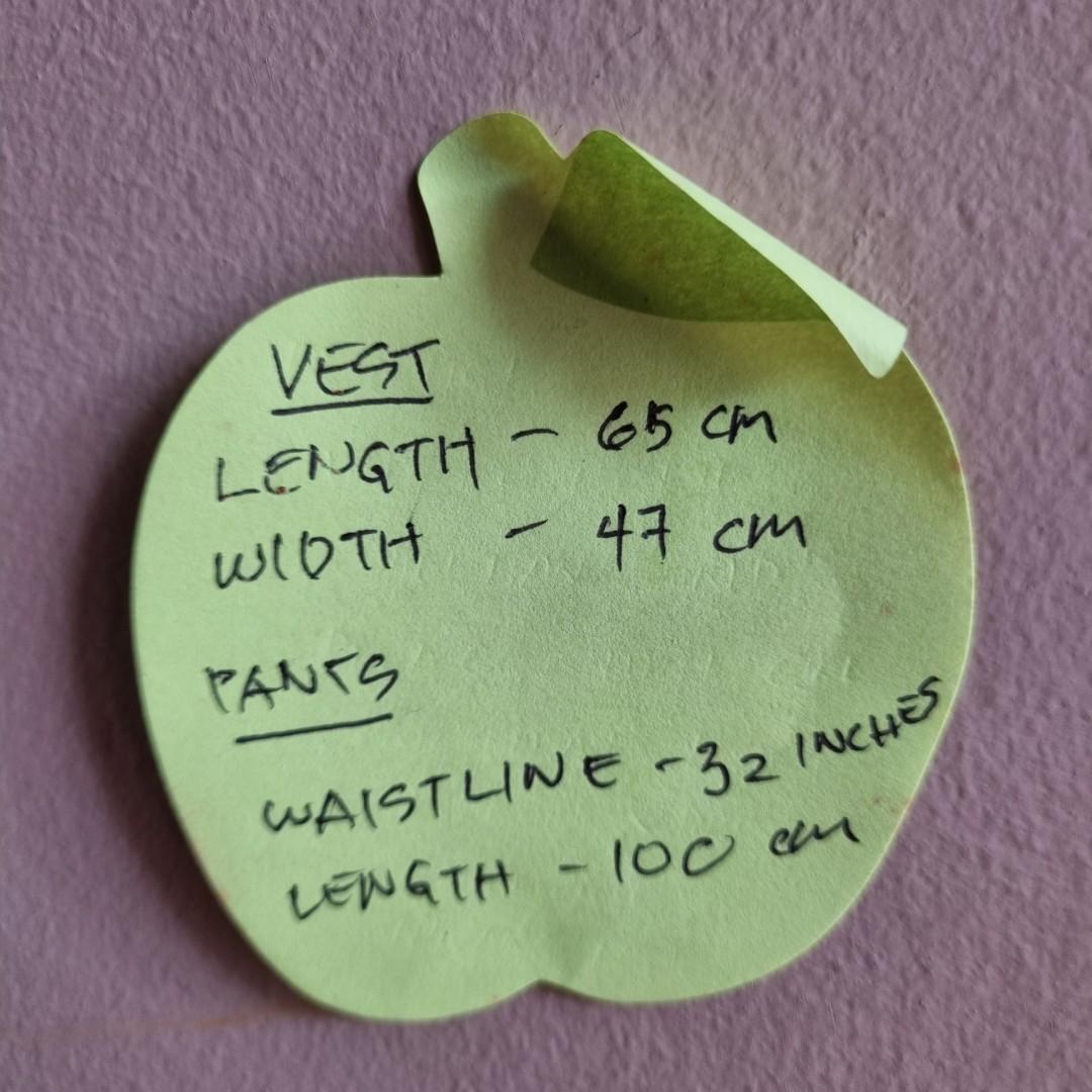 Grooms suit/Prom suit (Category: Sets & Coordinates) located in Santa Rosa. Submitted by ronalyn0321 (Listing ID 1179265462, Image 3). Description: Fits medium to large frame Color: off white Set- long sleeve inner, vest, coat, pants Mode of payment gcash Shipping services Gogoexpress /Flash express.