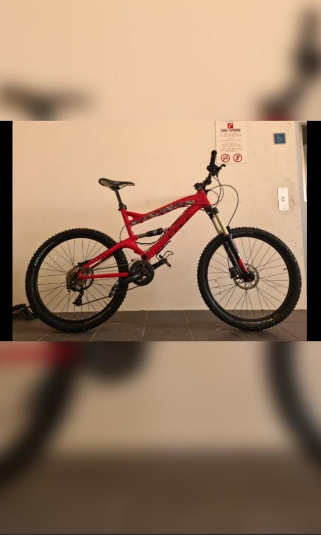 Full suspension mountain on sale bike with dropper post
