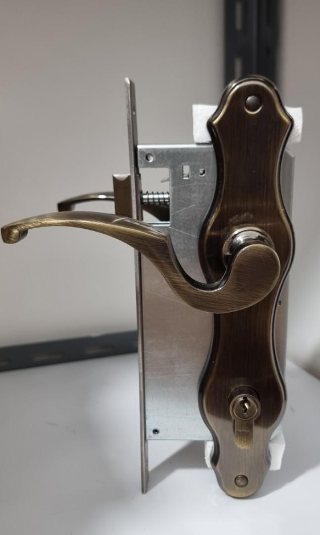 HDB Door & Gate lock, Furniture & Home Living, Security & Locks, Locks