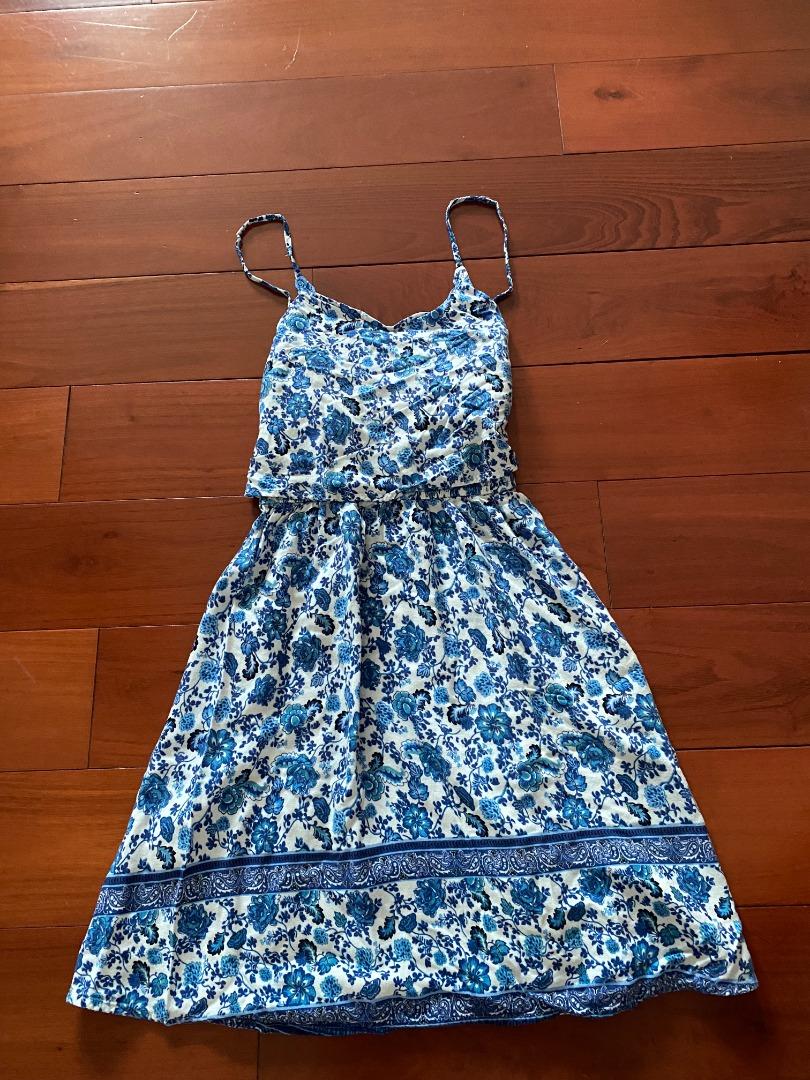 H&M / Divided Blue and White Dress, Women's Fashion, Dresses & Sets ...