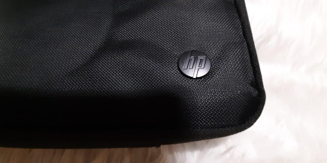 hp Sleeves/Bag * b3 (Category: Laptop Bags & Sleeves) located in Pasig City. Submitted by mixpicks (Listing ID 1181890239, Image 3). Description: From California USA.