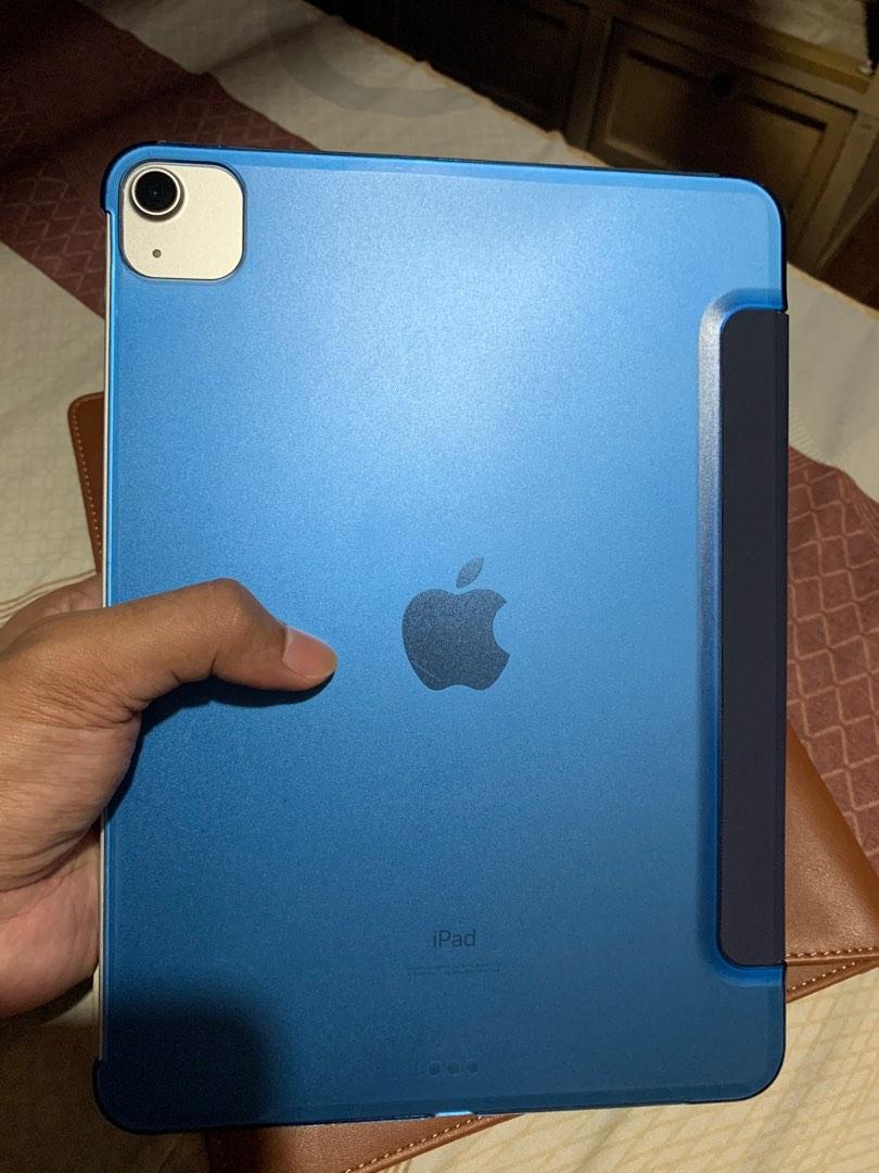 Ipad air 4th gen wifi 64G (Category: iPad) located in Pasay City. Submitted by jeffreytiedra10 (Listing ID 1181875741, Image 2). Description: With box that includes charger and receipt pasok sa warranty. Bought last July 23 and the reason for selling will upgrade to laptop. .