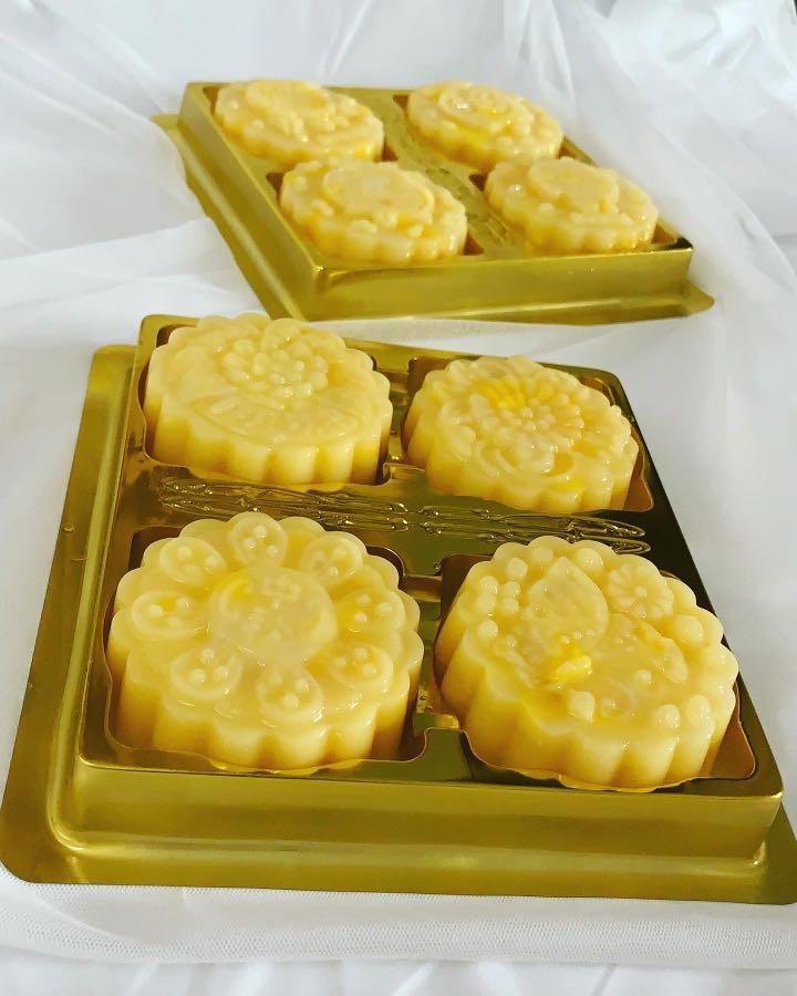 Jade Rabbits, Longevity and Mangoes Yoghurt Longan Jelly Mooncakes